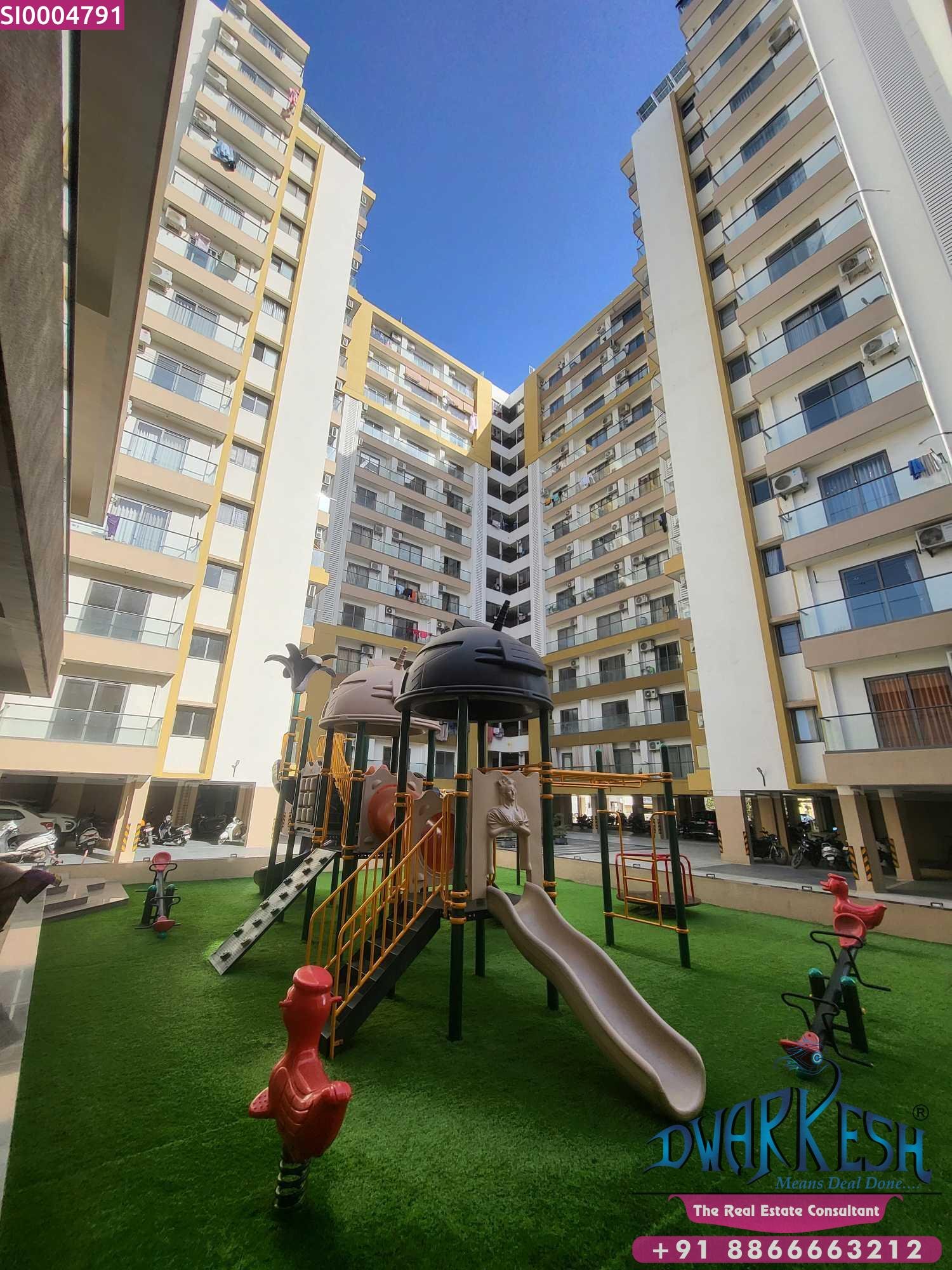 5 BHK Flat
